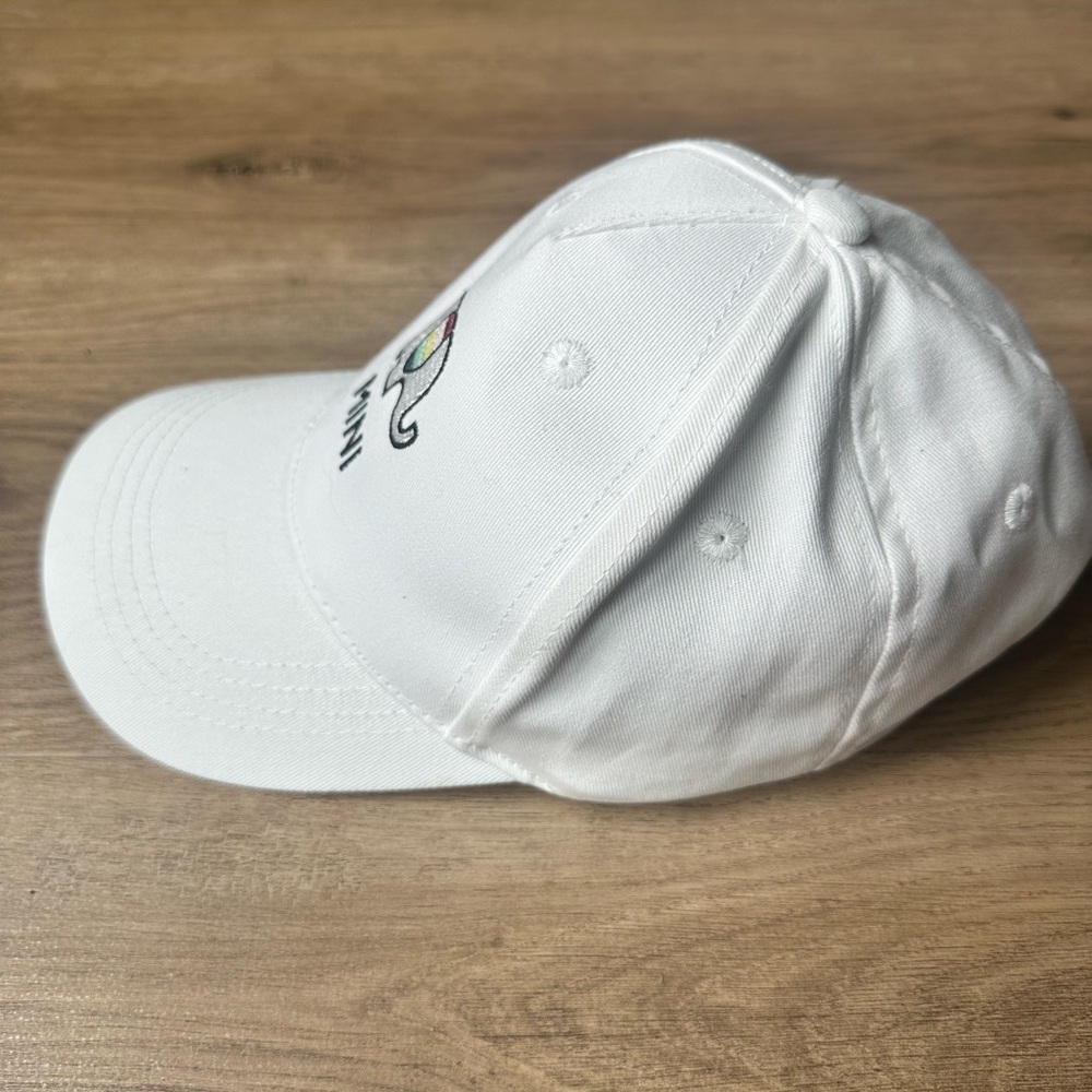 SOLD‼️‼️LC Lauren Conrad White and Gray Elephant Hat One size - Picture 2 of 6